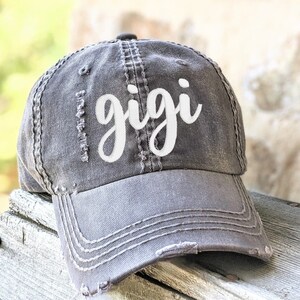 Women&#39;s gigi baseball cap, cute gigi hat, embroidered custom cursive script font gigi hat, mother&#39;s day gift birthday present christmas