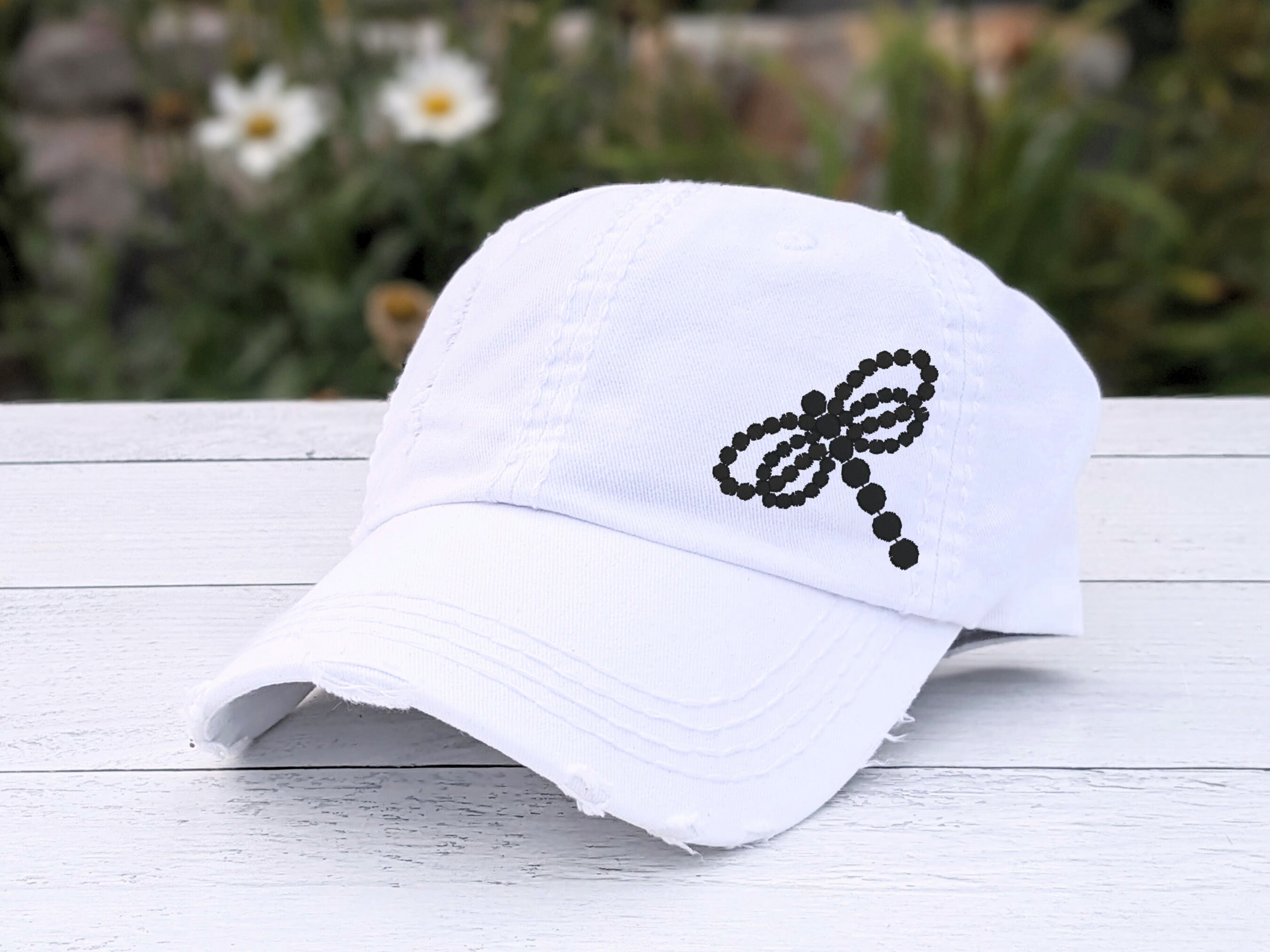 Embroidered Dragonfly Baseball Cap: Women display picture 1