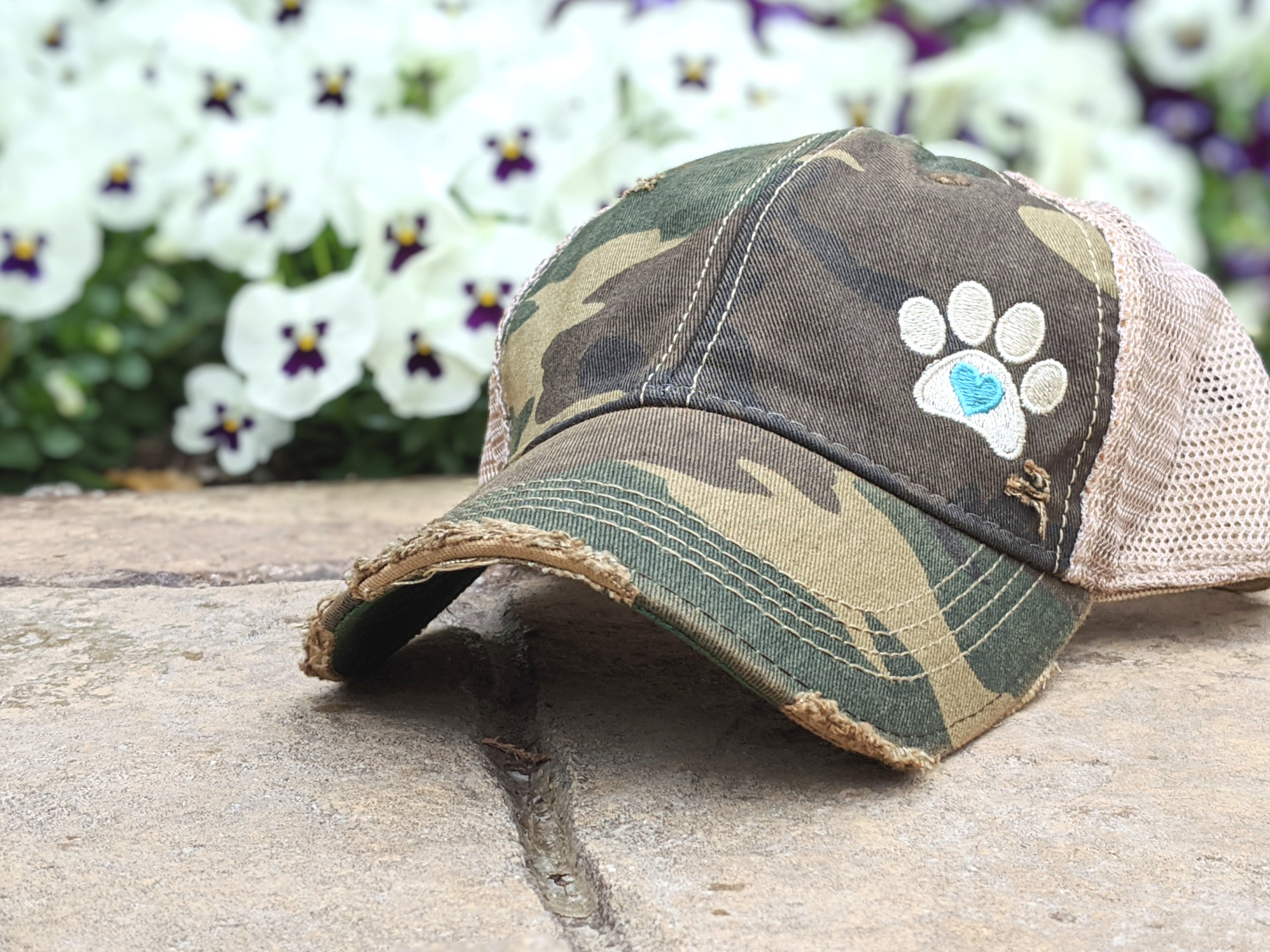 paw print hat