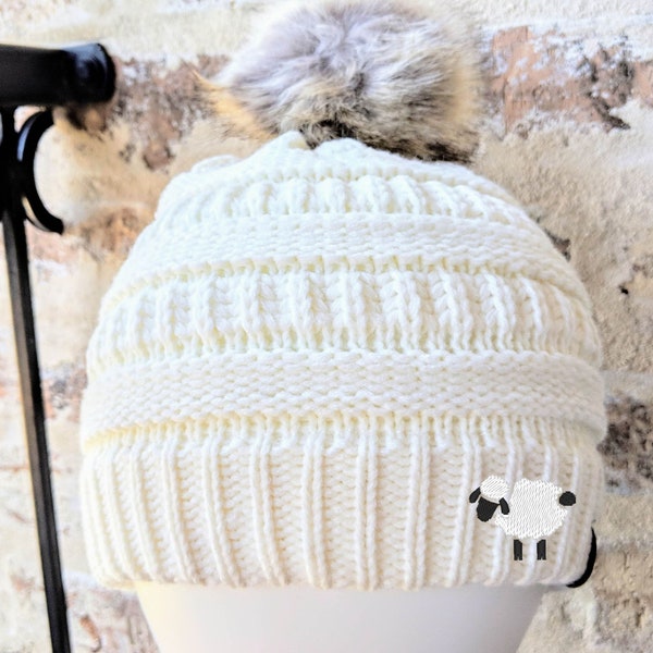 Women's Sheep Embroidered Beanie, Cute Fall Winter Hat Cap Toque, Sheep Owner Farmer Lover Gift Clothing Present for Her Birthday Christmas