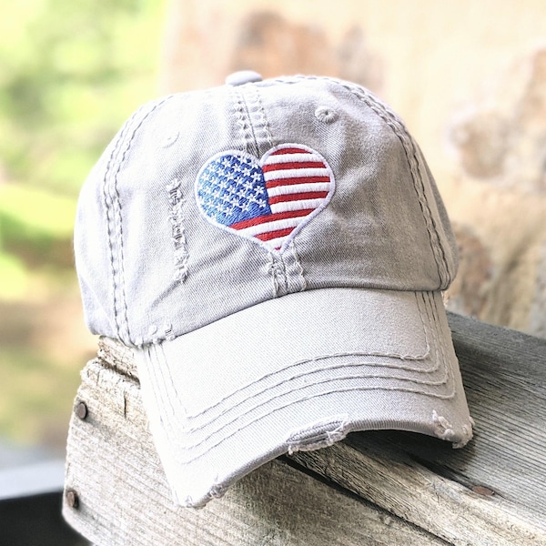 Women's American Flag Hat USA Heart Baseball Cap, Patriotic Red White Blue July 4th