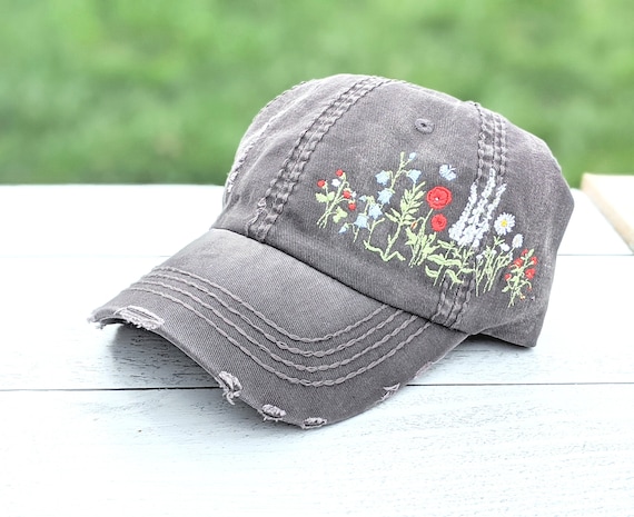 Buy Women's Flower Hat, Floral Baseball Cap, Hat With Lots of Flowers,  Flower Garden Gift, Wildflower Hat, Gardening Hat, Gardening Gifts Mom  Online in India 
