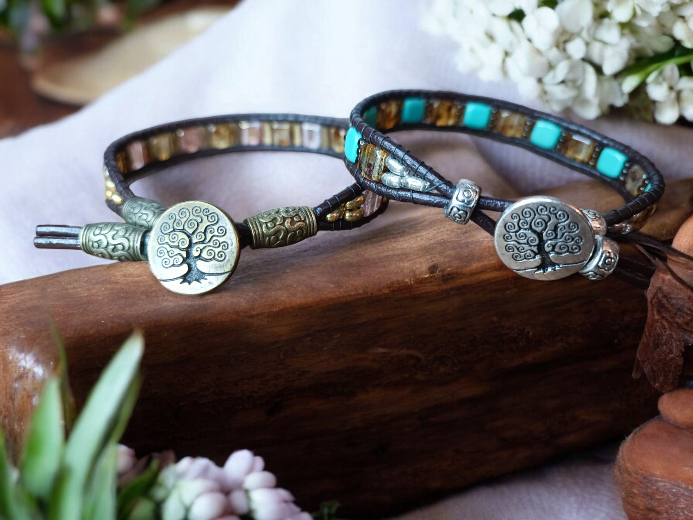Bracciale Albero della Vita in Argento: Ciondolo Iniziale Personalizzato, Gioielli Impilabili - Italia