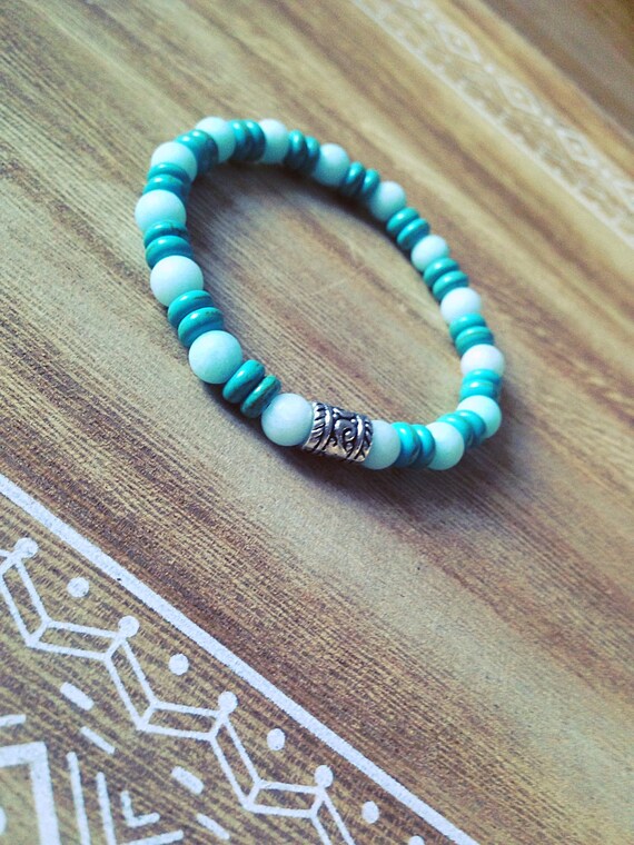 Bracelet Ou Collier élastique Turquoise Africaine Avec Breloque OM - Bijou Neuf Avec étiquettes