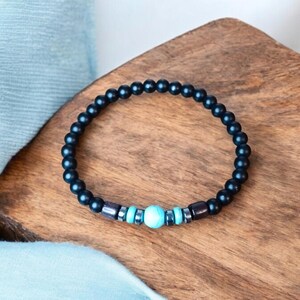 Men&#39;s bracelet natural stone matte black onyx & turquoise howlite handmade - Unique model - Handcrafted volcanic lava stone