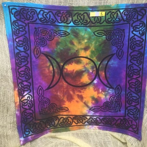 Triple Moon Altar Cloth Altar Accessory Witch Wicca Ritual Tarot Card Cloth Home Decor Tapestry