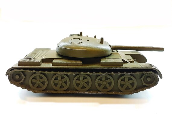 toy tanks diecast