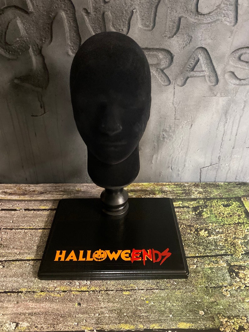 Halloween Ends Michael Myers Mask Stand Display Movie Prop Etsy