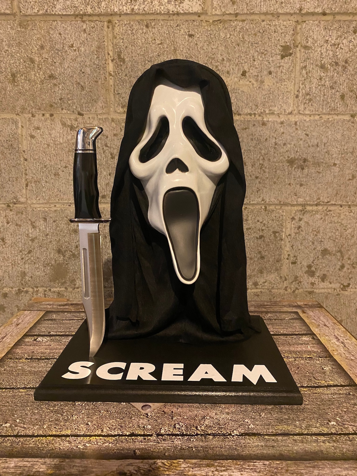 Scream Ghostface Mask and Knife Display Stand Scream Movie Etsy