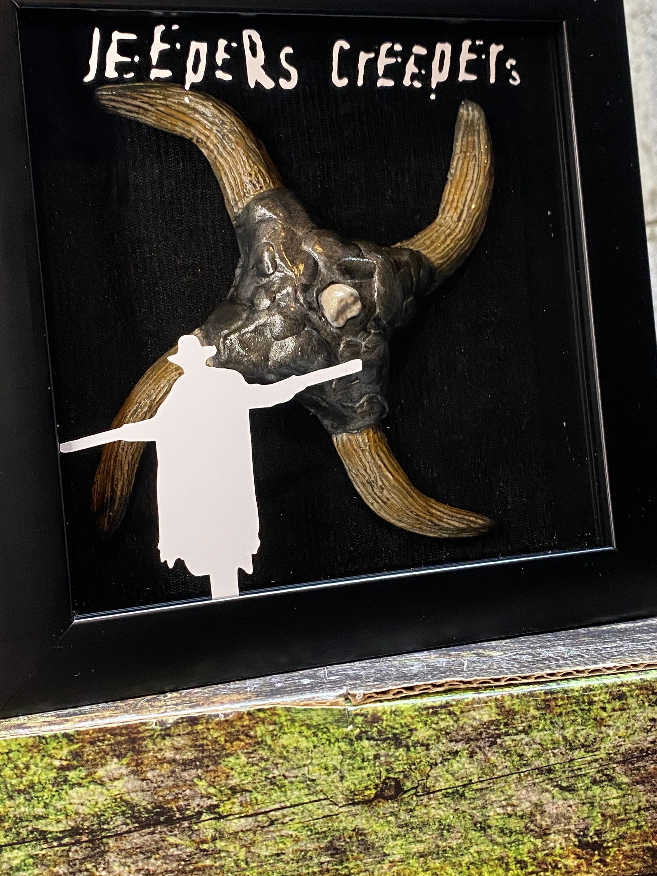 Jeepers Creepers Throwing Star Weapon Custom Movie Prop Horror Collectible Display Frame The