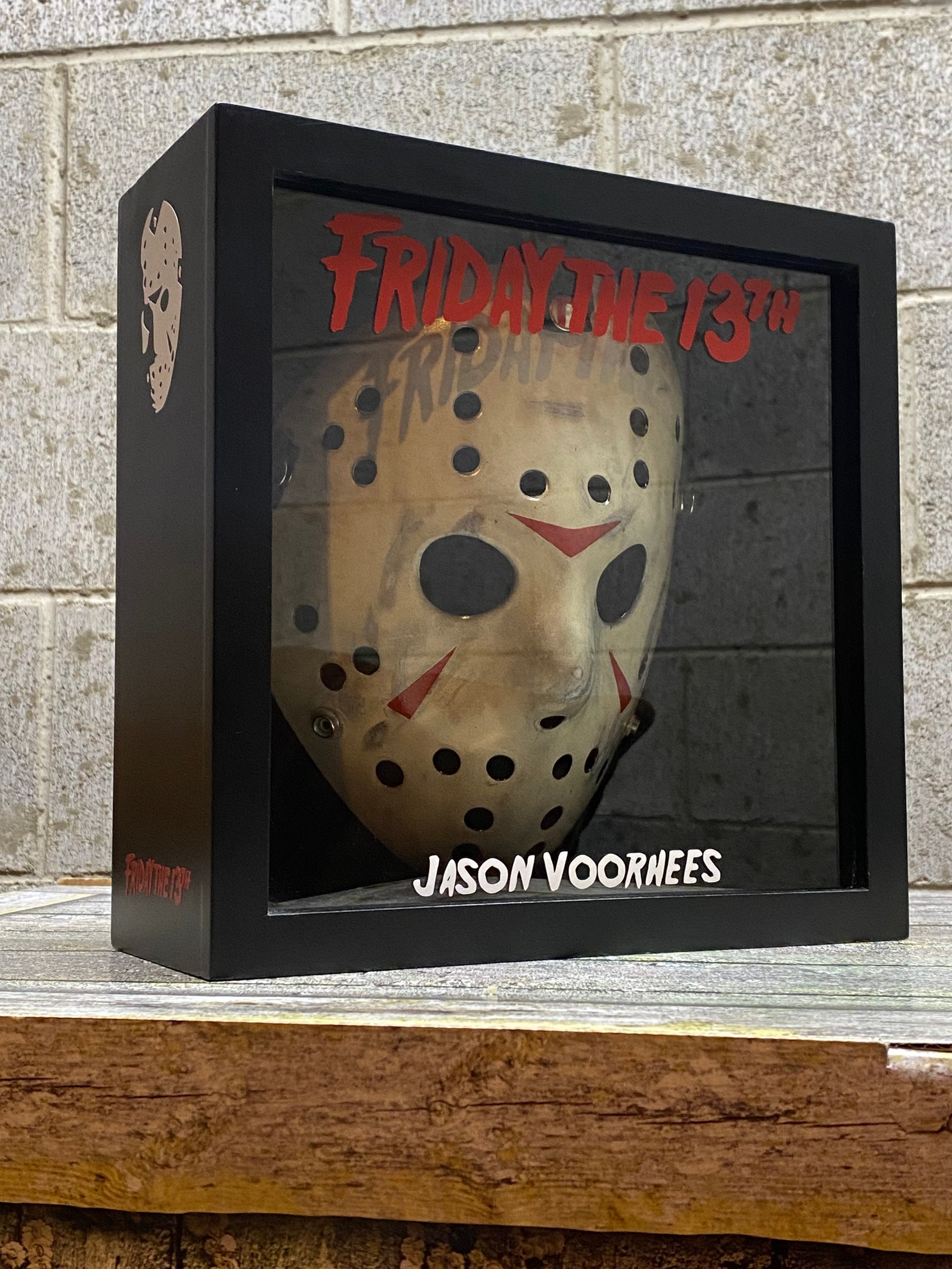 Jason Mask Friday the 13th Kane Hodder Shadow Box Mask Display Case
