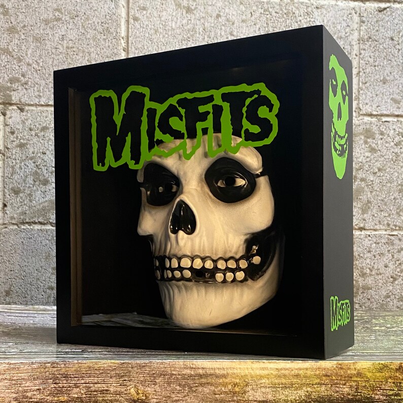 The Misfits the Fiend Skull Mask Display Crimson Ghost Etsy