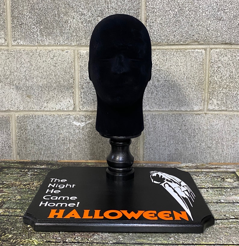 Halloween Movie 1978 Michael Myers Mask Stand Display Prop Etsy