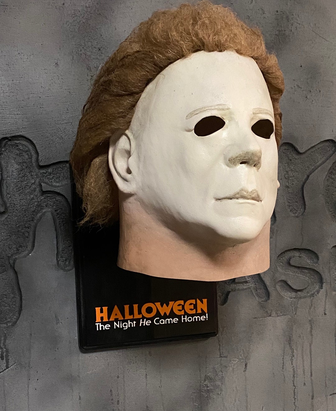 Halloween 1978 Michael Myers Mask Wall Hanger Mask Stand Etsy Norway