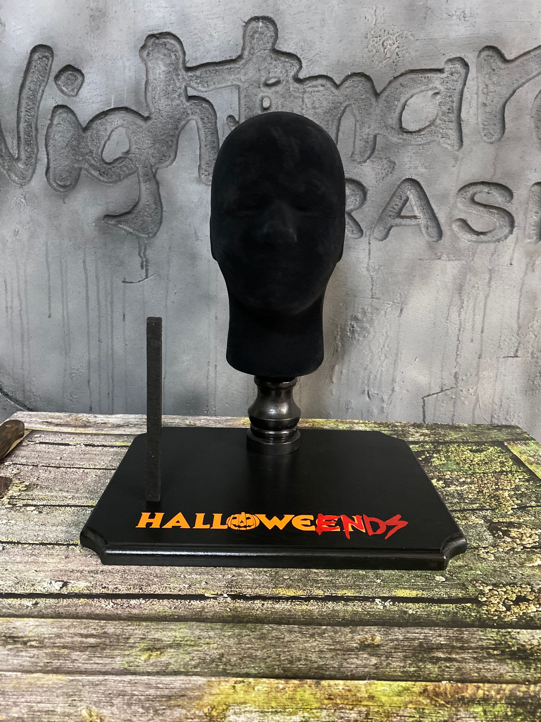 Halloween Ends Michael Myers Mask Stand Display Movie Prop Collectible