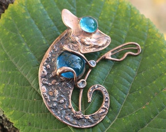 Broche de camaleón, joyería, broche de camaleón de cobre, broche azul, broche de animal de vitral, lindo regalo para ella, broche de joyería de animal de vitral