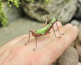 Nature lover gift Glass Grasshopper Insect gift jewelry Cricket Brooch Pin Grasshopper brooch Green brooch pin metal Insect brooch cute