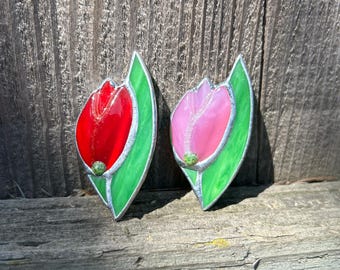 Broche de tulipán rojo rosa Broche de flor rosa Joyas de tulipán de vitral Regalo para hermana abuela Regalo de tulipán de primavera y verano para ella Broche