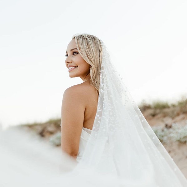 Pearl clusters wedding veil. One layer "barely there" veil, chapel length with mixed size pearls. Long pearl beaded bridal veil - Violet