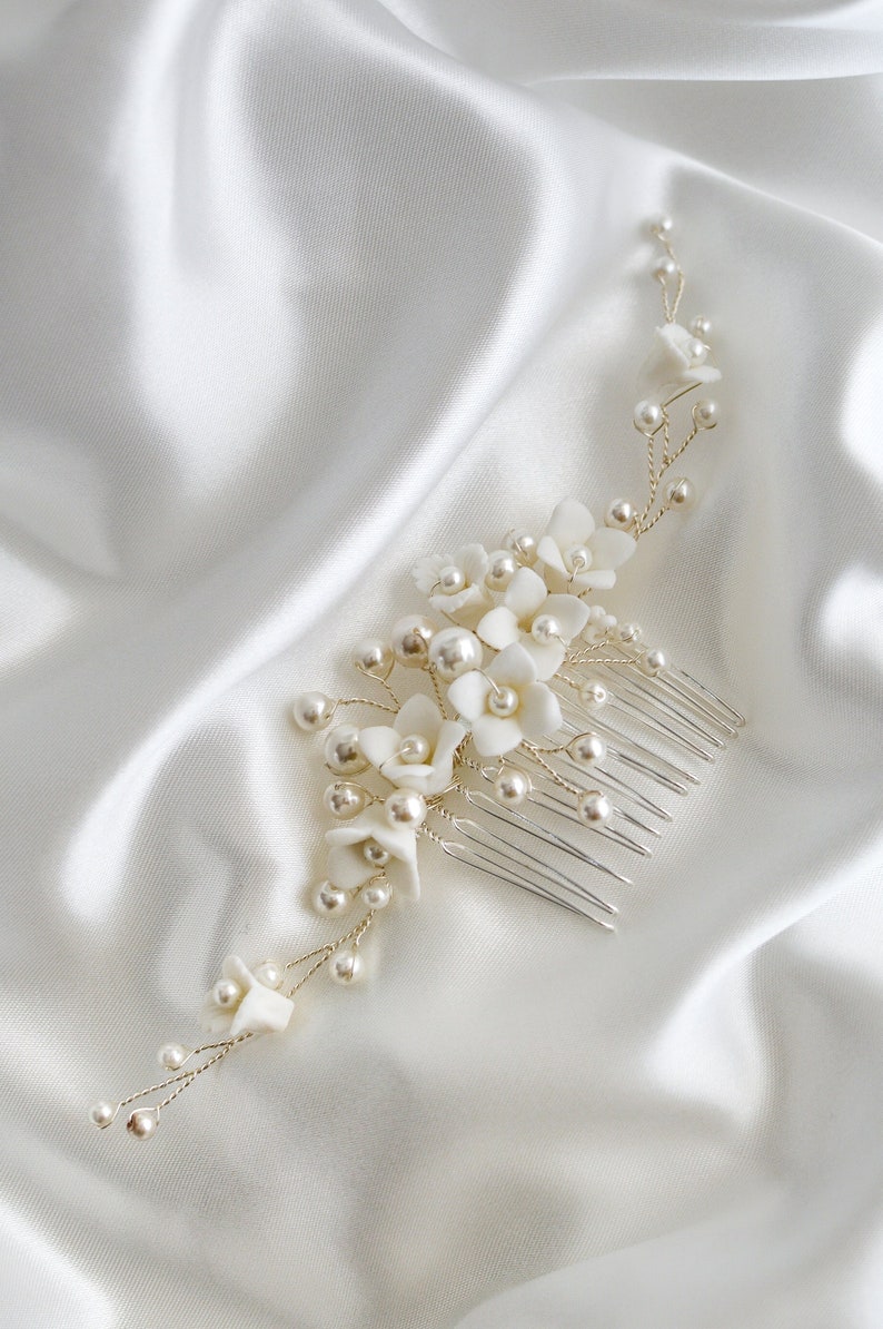 Flower bridal hair comb with pearls. wedding headpiece. porcelain hair accessory for brides. small pearl wedding hair comb hermione image 1