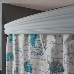 DIY Bathroom shower curtain valance cornice makeover, shower bathtub home accent shower valance, shower tub renovation, bathtub decor DIY