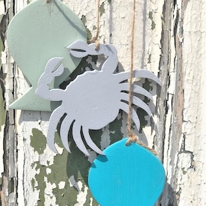 Wooden Fish and Crab Wall Hanging: Nautical Beach Decor