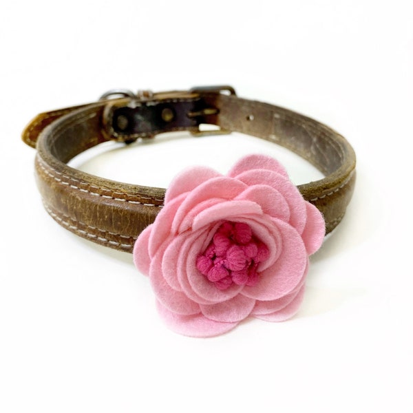 Fleur pour collier de chien, collier de chien à fleurs roses, attache florale pour collier de chien
