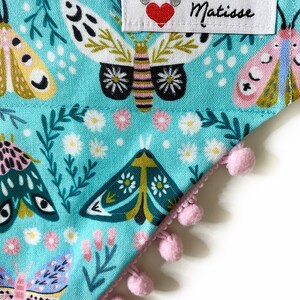 Hondenbandana vlinder, bandana nachtvlinder, bandana kattenvlinder, bandana bloemenkraag, bandana drukknoop voor kitten, bandana kleine hond afbeelding 2