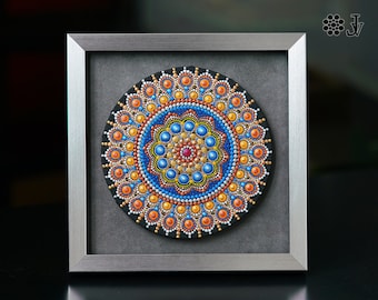 Mandala Dot Art, Home Boho Decor, Acrylfarbe auf runder Leinwand, gerahmt, elegante Mandala Wandkunst, Mandala HandMalerei, tolles Geschenk.