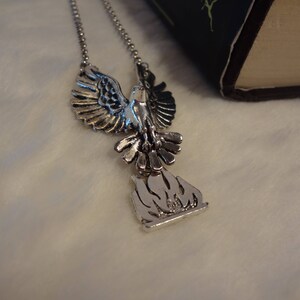 Collar OTP inspirado en Rowaelin, trono de cristal imagen 6