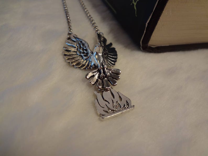 Collar OTP inspirado en Rowaelin, trono de cristal imagen 6