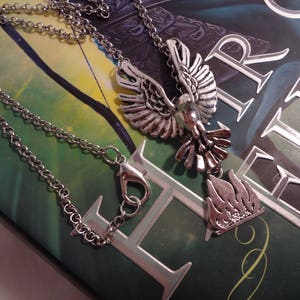 Collar OTP inspirado en Rowaelin, trono de cristal imagen 3