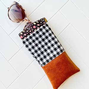 Sunnies Case - padded, snap closure, sunglasses case