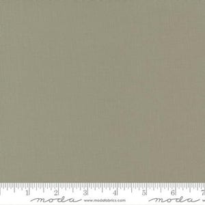 Moda Bella Solids - Taupe // Quilting Cotton // 100% cotton // Moda Fabrics // Solid Fabric