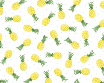 Kanvas Fun in the Sun - Pineapple Fun White Fabric // Quilting Cotton // Cotton Woven // 100% cotton // Beach Fabric