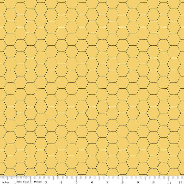 Honey Bee Honeycomb Daisy by Riley Blake Fabrics // 100% cotton // Quilting Fabric // Yellow Blender Fabric // Bee Fabric