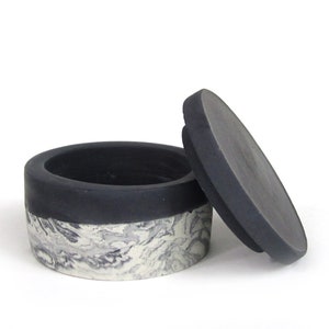 Salt Cellar with Lid / Salt Box / Salt Pinch Bowl / Salt Pig / Concrete Kitchen Gifts / Salt Pot / Salt Holder / Spice Cellar