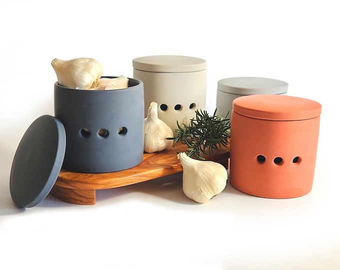 Handmade Garlic Keeper - Garlic Storage Jar with Lid