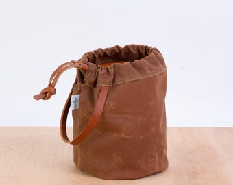 Waxed Canvas Knitting Project Bag: Brush Brown Leather Handle