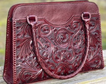 Bolso Tote de Cuero Repujado a Mano “BOLSON” – Bolso de Hombro Estilo Western, Bolso Artesanal para Portátil, Monedero Vaquera de Cuero Repujado, Bolso de Oficina de Cuero
