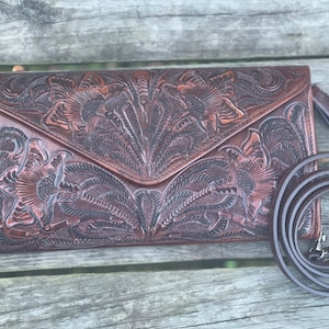 Bolso bandolera de piel trabajado a mano "KAREN", bolso de piel color marrón, bolsos artesanales, bolsos mexicanos, regalos de piel para San Valentín o para ella
