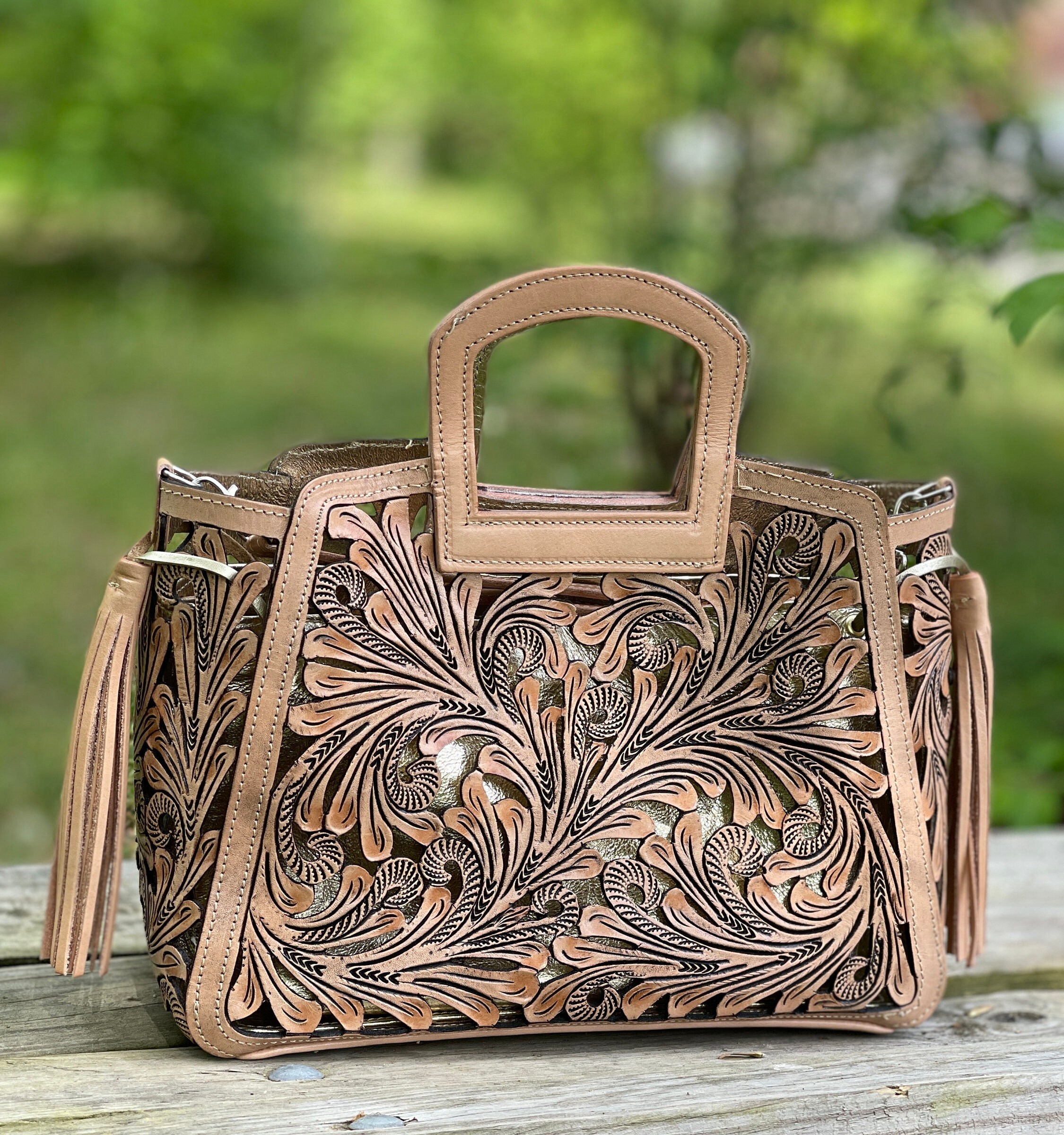 Hand-tooled Leather Tote Bag SPIKES NOTE – Cut-out Design