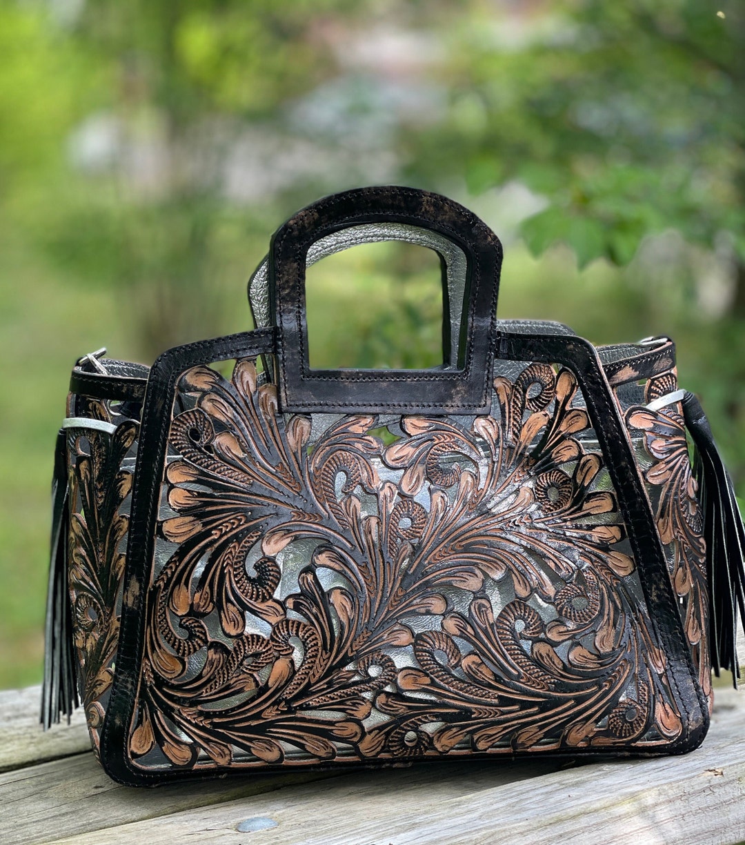 Hand-tooled Leather Tote Bag SPIKES NOTE – Cut-out Design, Mexican