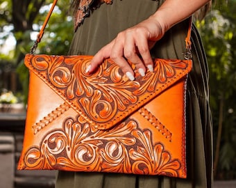 Bolso bandolera de piel repujada a mano ITALIA, bolso de hombro floral estilo western, bolso vaquero repujado, bolso bohemio de piel, funda de piel para iPad, regalos
