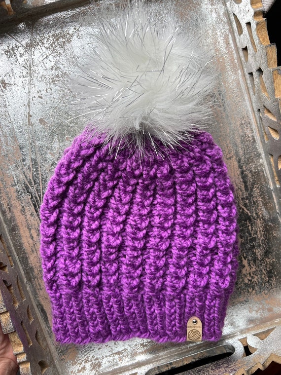 Handmade Chunky Knit Beanie w/ Faux Fur Pom | Ivory White Purple Blue Hearts|NWT Tiny Hearts Beanie | Lilac | Faux Fur Pom - Etsy main image 4