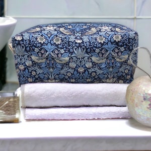 Liberty fabric zipper pouch| make up bag| pencil case| Hair tool bag| Liberty of London| gift for her| Mum | handmade |boxy shape bag |teen