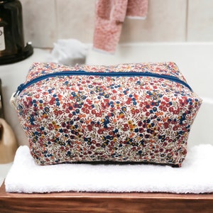 Liberty fabric zipper pouch| make up bag| pencil case| hair tool bag| Liberty of London| gift for her| Teen gift| handmade | boxy shape bag