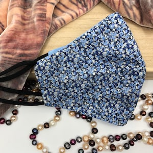 Blue Pepper Liberty Stoffmaske| Die Herzogin von Cambridge| Freiheit von London| königlich | Reversibel| Hübscher| gestalten| Geschenke für Mama |handgefertigte Einzelstück
