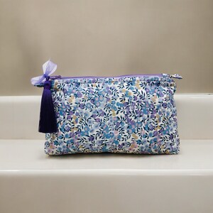 Liberty fabric zipper pouch| make up bag| pencil case| Wiltshire | Christmas gift| Liberty of London| gift for her| Mum | handmade item