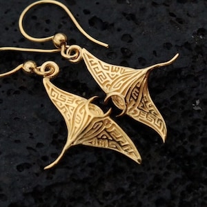 18K Gold Vermeil Manta Ray Earrings.